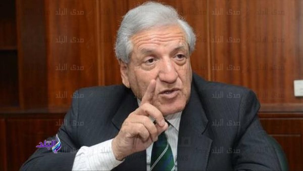 الدكتور فخري الفقي، أستاذ الاقتصاد السابق بجامعة القاهرة