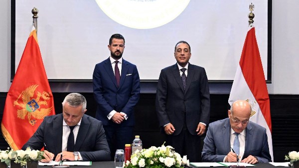 جانب من توقيع بروتوكولات تعاون