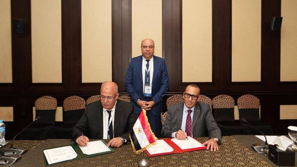 جانب من توقيع بروتوكولات تعاون
