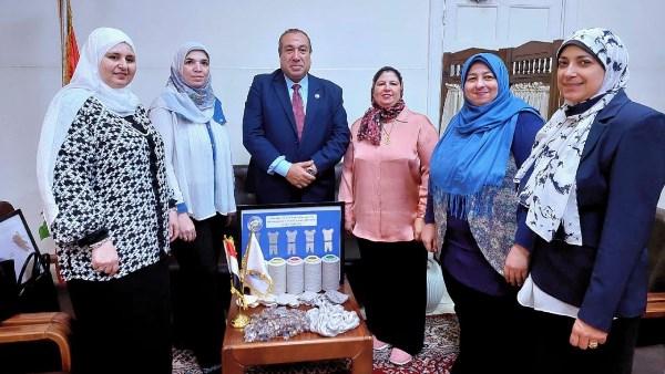 الفريق البحثي بقسم الغزل بمعهد بحوث القطن 