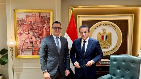 النائب محمود طاهر ووزير الصحة