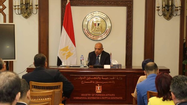  محمود عصمت 