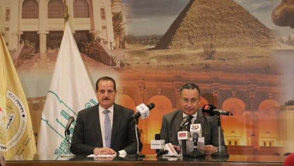الدكتور عبد العزيز قنصوة