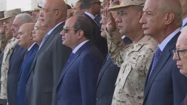 الرئيس السيسي يشهد استعراض إمكانيات أجهزة الدولة لمواجهة الأزمات والكوارث بالعاصمة الجديدة 