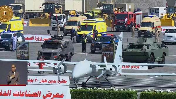 استعراض إمكانيات الدولة لمواجهة الأزمات والكوارث بالعاصمة الإدارية الجديدة.. معدات حديثة ومنظومات دفاعية متطورة