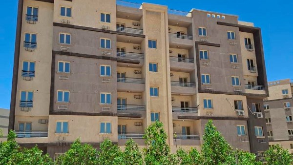 وزيرة الإسكان تعلن بدء تسليم وحدات سكن مصر بمدينة غرب قنا الجديدة اعتبارًا من 13 يوليو
