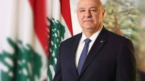 الرئيس اللبناني يبحث مع قائد الجيش تطورات الأوضاع الأمنية وانتشار القوات في الجنوب