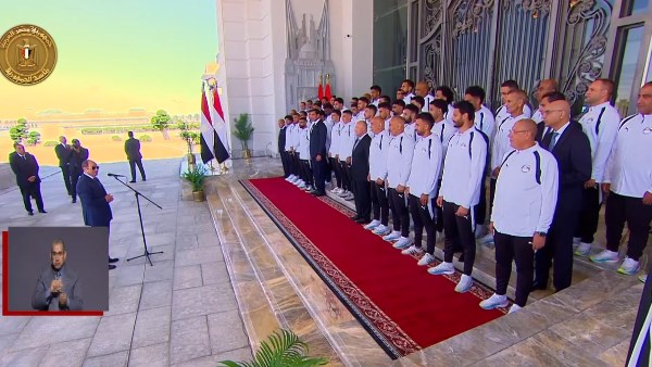 الرئيس السيسي يكرم لاعبي المنتخب الوطني بعد إنجاز كأس العالم 2026 ويؤكد دعم المواهب الرياضية