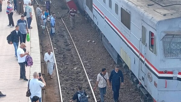 ارتفاع عدد مصابي حادث خروج عربة قطار عن القضبان بمحطة محلة روح في طنطا إلى 16 شخصًا