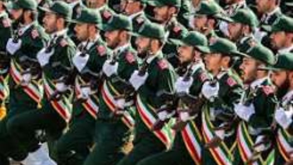 الحرس الثوري الإيراني يعلن استهداف مركز قيادة عمليات أمريكي في التنف بسوريا