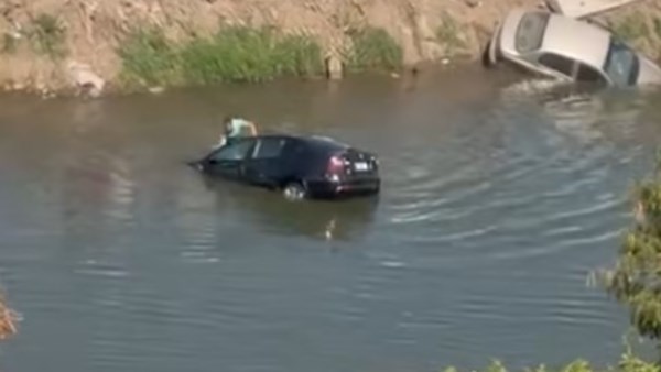 بعد إنقاذ أسرة من الموت.. مطالب بتكريم أحمد البنا صاحب الموقف البطولي