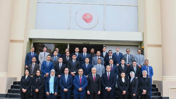 النيابة العامة تدرب أكثر من ألفي عضو على الذكاء الاصطناعي والتحول الرقمي.. تفاصيل البرامج الجديدة