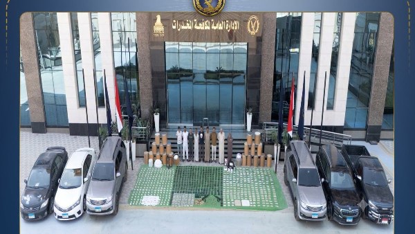مليارات من السموم قبل الترويج..سقوط تشكيل عصابي متخصص بجلب المواد المخدرة بقيمة مالية 1.5 مليار جنيه 