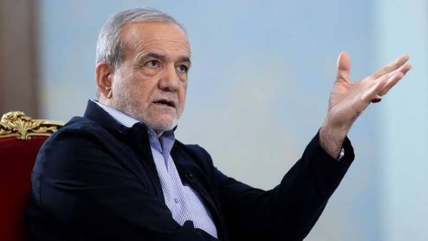 بزشكيان: واشنطن انتهكت التزاماتها.. والمرشد دعا لإنهاء حالة «اللاسلم واللاحرب» مع أمريكا