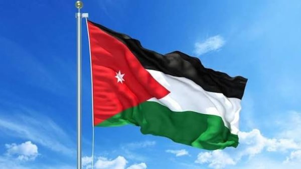 الأردن يختبر نظام الرسائل التحذيرية عبر الهواتف المحمولة لتعزيز الإنذار المبكر