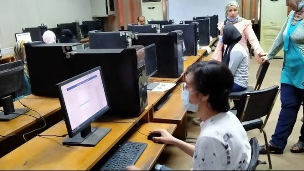 تنسيق القبول بالجامعات والمعاهد