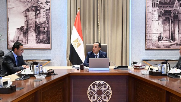 جوهر نبيل ورئيس مجلس الوزراء 