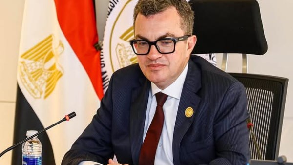  الدكتور أحمد رستم، وزير التخطيط