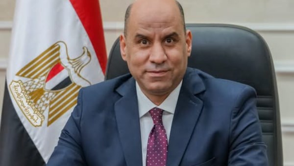 وزير العمل 