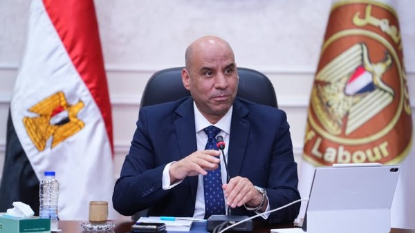  وزير العمل حسن رداد،