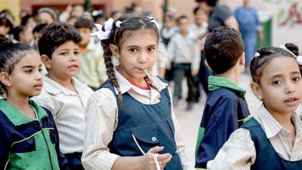  كيفية تحويل أبنائهم من مدرسة إلى أخرى