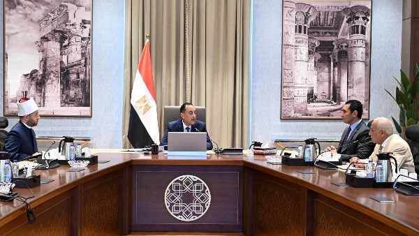 اجتماع رئيس الوزراء لحل أزمة أرض الزمالك
