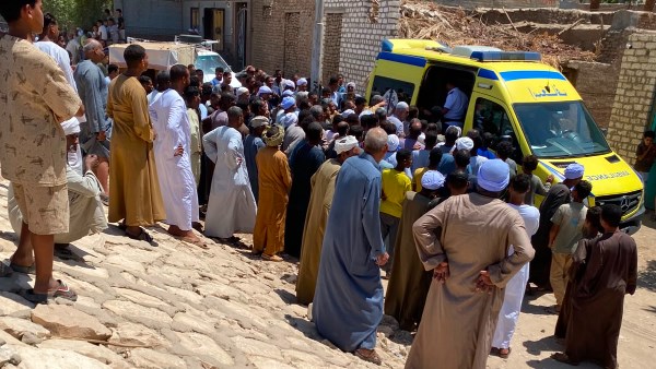حادث دهس شاب أسفل عجلات القطار باسنا