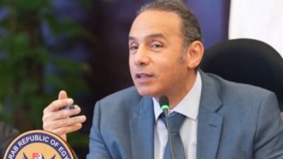  الدكتور إسلام عزام