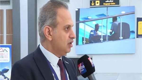 الكابتن الطيار وليد شومان مدير عام العمليات بالشركة المصرية للمطارات