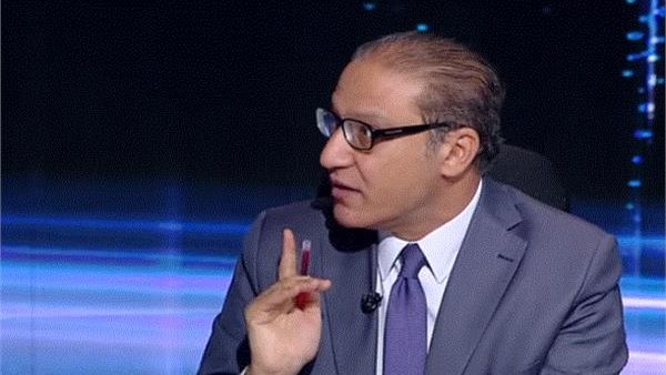 الكاتب الصحفي إسلام عفيفي