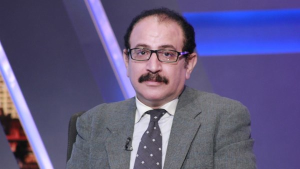 الدكتور طارق فهمي، أستاذ العلوم السياسية