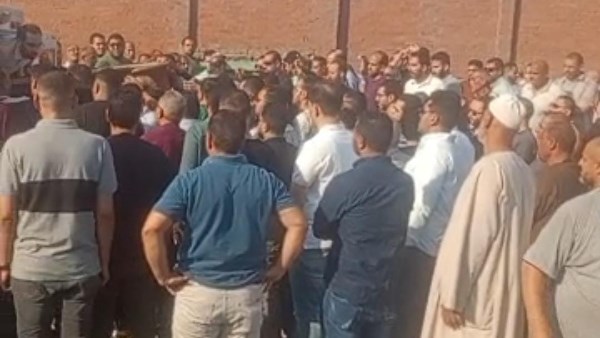 تشييع مهيب لجثمان النقيب زياد عبد الحليم بالفيوم