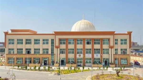 كليات جامعة المنوفية الأهلية