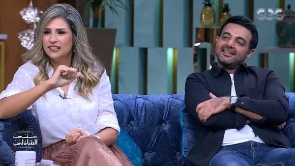  عمرو محمود ياسين وزوجته الإعلامية آيات أباظة