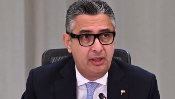 شريف فاروق