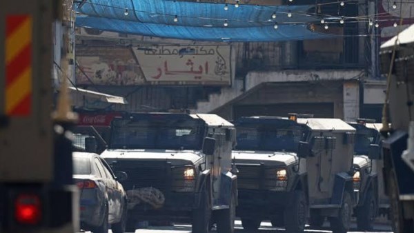 مخيم قلنديا للاجئين شمال مدينة القدس 