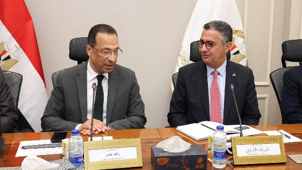  شريف فاروق و رأفت هندي