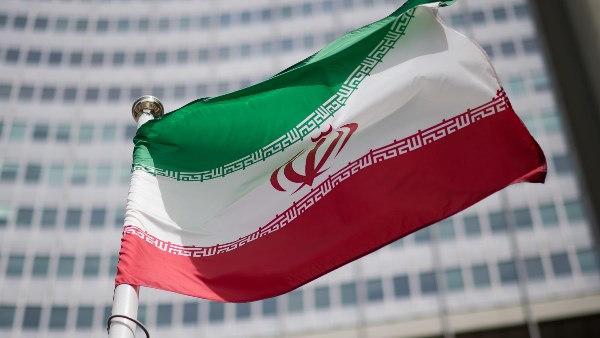 إيران 