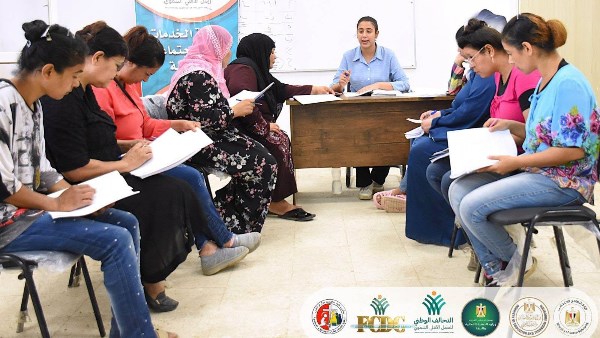 أسقفية الخدمات تتابع أنشطة تعليم الكبار بمركز تنمية الأسرة والطفل في سوهاج