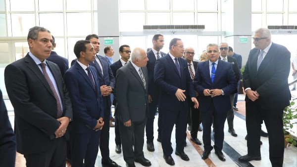 وزير التعليم العالي يتفقد جامعة السويس الأهلية استعدادًا للعام الدراسي 2026/2027