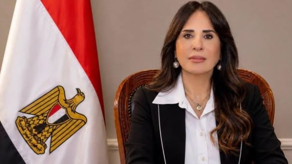 وزيرة الإسكان والمرافق والمجتمعات العمرانية