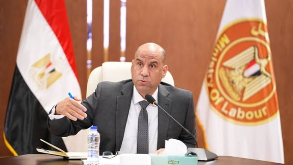 وزير العمل