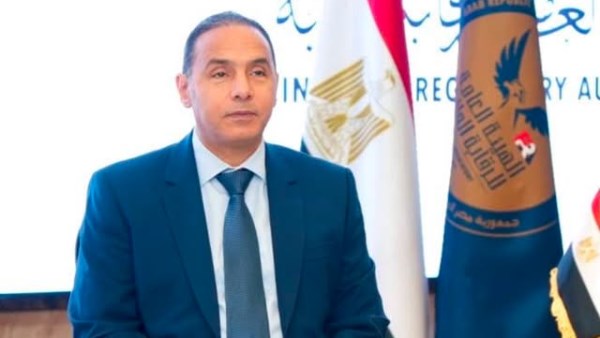 الدكتور إسلام عزام