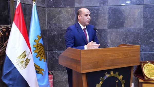 وزير العمل