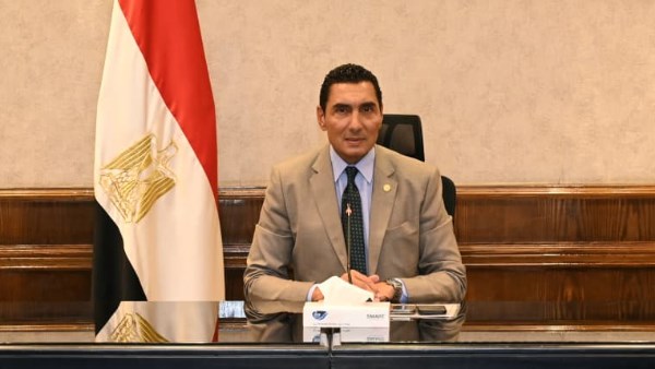 وزير الشباب والرياضة