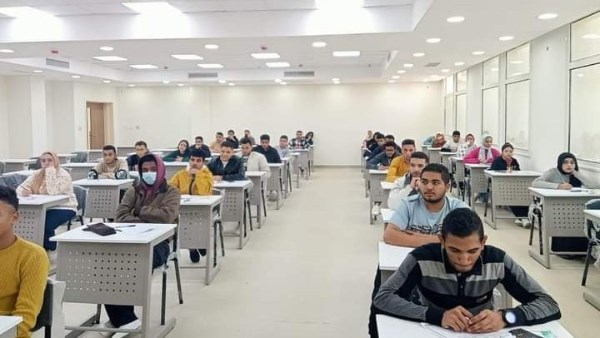 «التعليم العالي» يعلن جاهزية الموقع والدعم الفني للطلاب