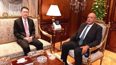 المستشار هشام بدوي رئيس مجلس النواب يلتقي ليرتساك باتاناشايكول النائب الثاني لرئيس مجلس النواب التايلاندي 
