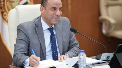 وزير العمل 