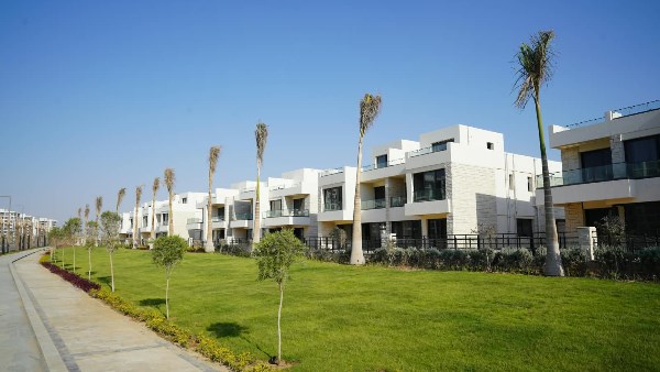 مدينة "نور"