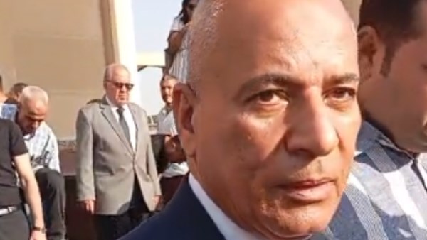 الاعلامي احمد كوسي خلال اسم تشيع جنازة المستشار احمد الزند